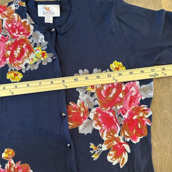Quacker Factory Women's 2XS Blue Floral Embellished Cardigan Sweater - Picture 4 of 7